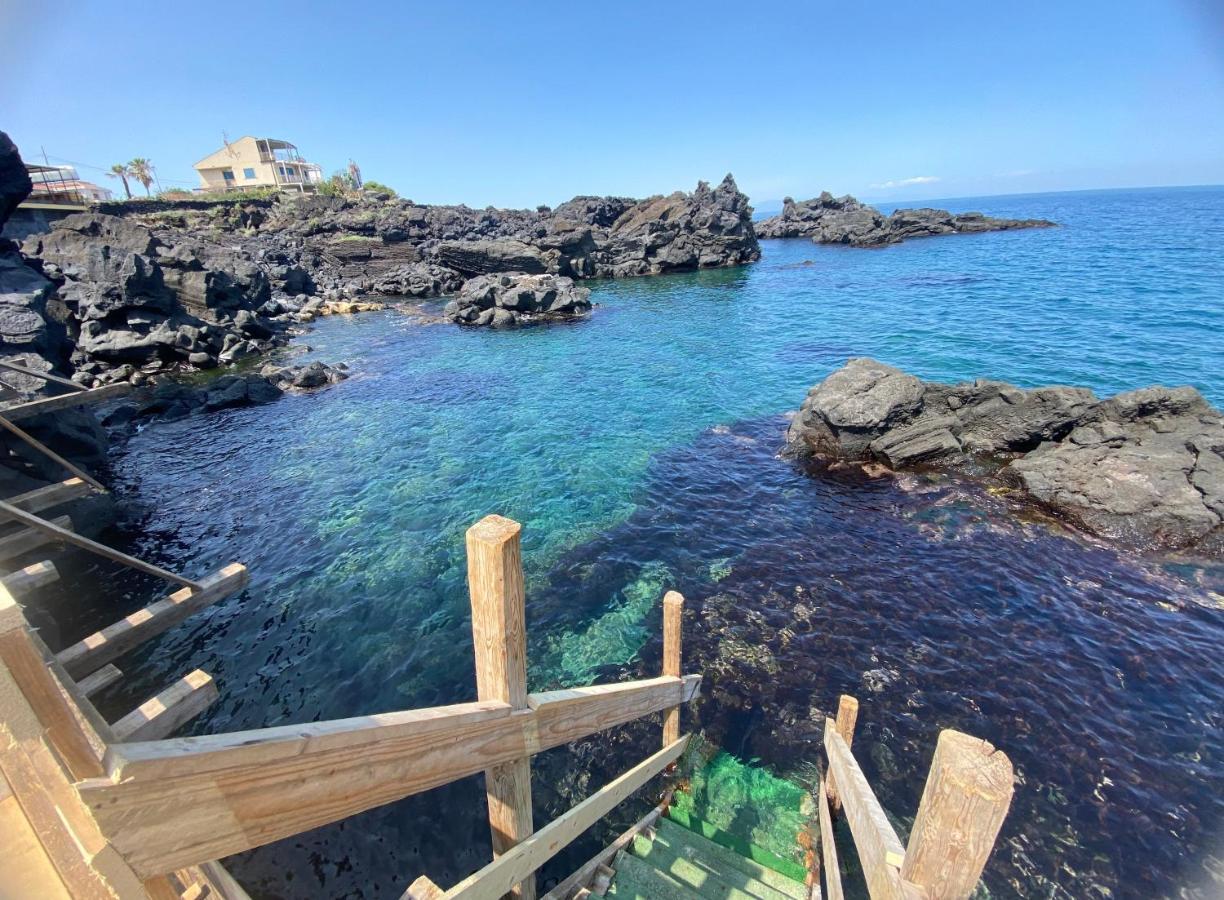 Appartamento Baciata Dal Sole Ачиреале Екстер'єр фото