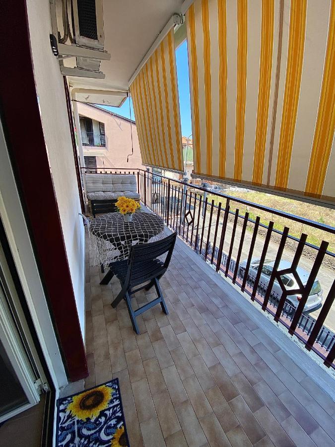 Appartamento Baciata Dal Sole Ачиреале Екстер'єр фото