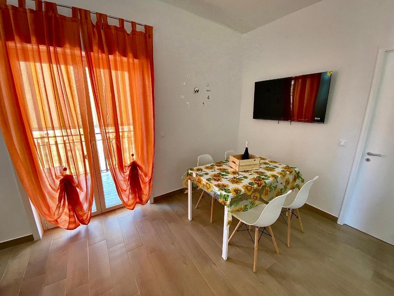 Appartamento Baciata Dal Sole Ачиреале Екстер'єр фото