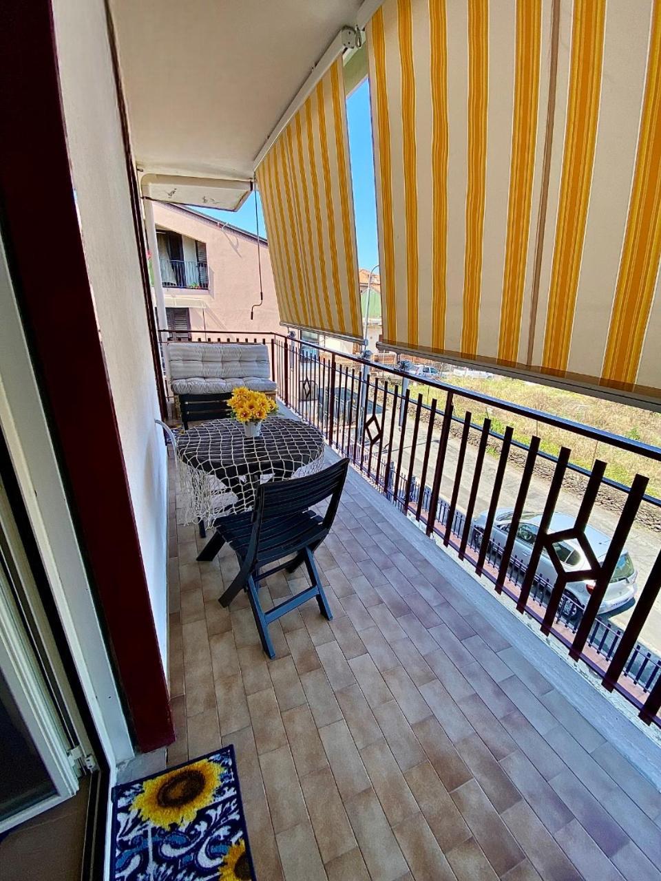 Appartamento Baciata Dal Sole Ачиреале Екстер'єр фото